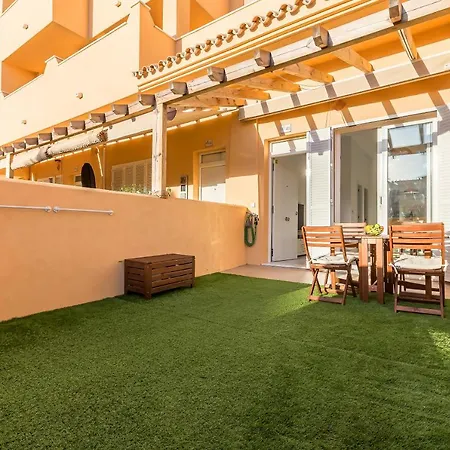 Bajo Con Jardin Y Piscina Cerca De La Playa Dos Apartment Tarifa