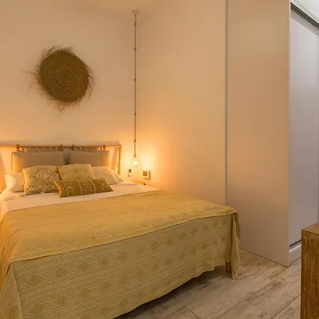 Apartment Bajo Con Jardin Y Piscina Cerca De La Playa Dos *