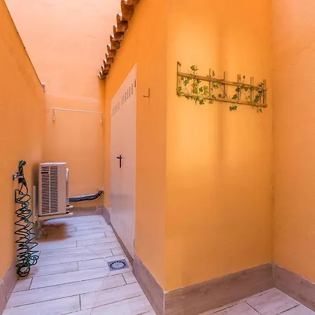 Bajo Con Jardin Y Piscina Cerca De La Playa Dos * Tarifa