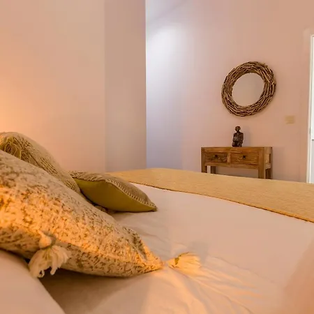 Apartment Bajo Con Jardin Y Piscina Cerca De La Playa Dos